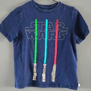 *Back To School* Gap Star Wars Flip Sequin Light Saber T-shirt Medium (7-8)